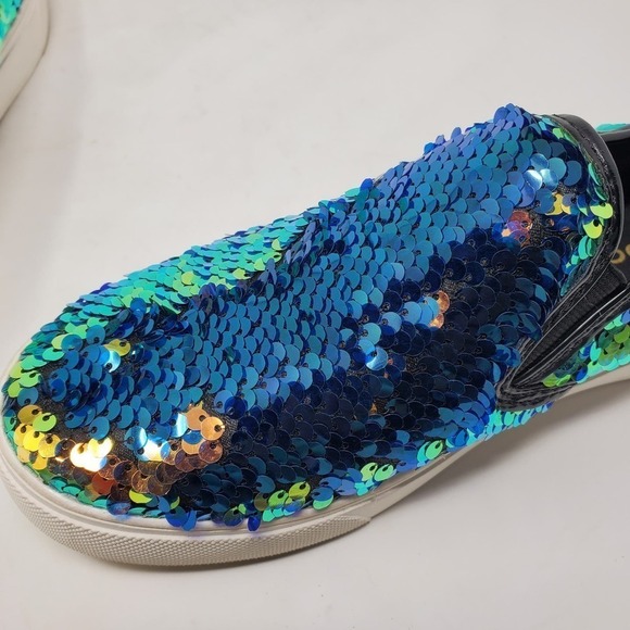 Aldo Women’s Jille Sequin Slip On Iridescent Blue Sneakers Sparkly Shiny - Picture 4 of 6